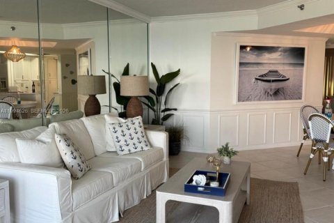 Copropriété à louer à Hutchinson Island South, Floride: 2 chambres, 110.27 m2 № 2335546 - photo 13