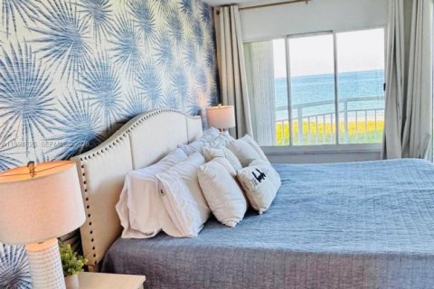 Copropriété à louer à Hutchinson Island South, Floride: 2 chambres, 110.27 m2 № 2335546 - photo 23