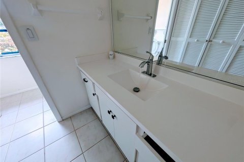 Купить виллу или дом в Нокомис, Флорида 6 комнат, 142.88м2, № 1902395 - фото 14
