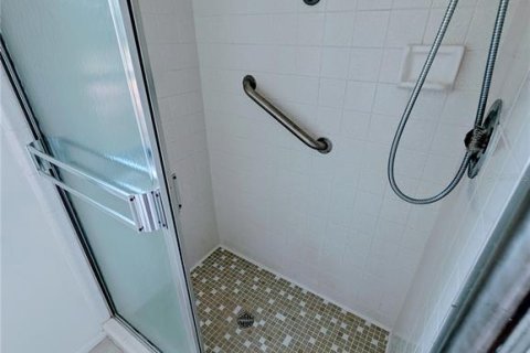 Купить виллу или дом в Нокомис, Флорида 6 комнат, 142.88м2, № 1902395 - фото 12