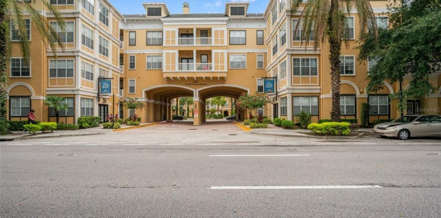 Condominio en Orlando, Florida, 2 dormitorios № 1911605