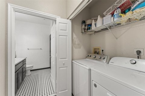 Купить кондоминиум в Орландо, Флорида 4 комнаты, 99.41м2, № 1911605 - фото 14