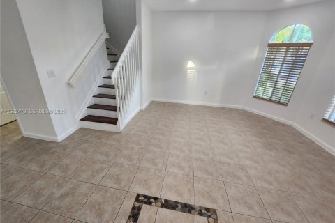 Villa ou maison à louer à Homestead, Floride: 4 chambres, 205.41 m2 № 2252426 - photo 6
