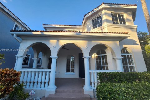 Villa ou maison à louer à Homestead, Floride: 4 chambres, 205.41 m2 № 2252426 - photo 4
