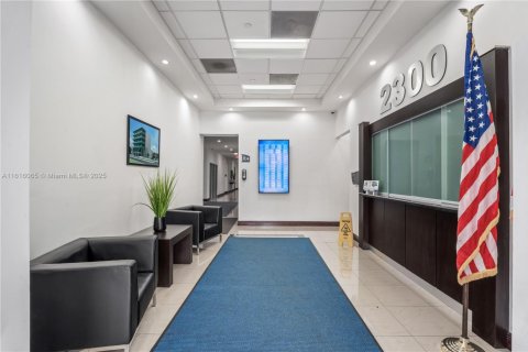 Купить коммерческую недвижимость в Хайалиа, Флорида № 2054266 - фото 14