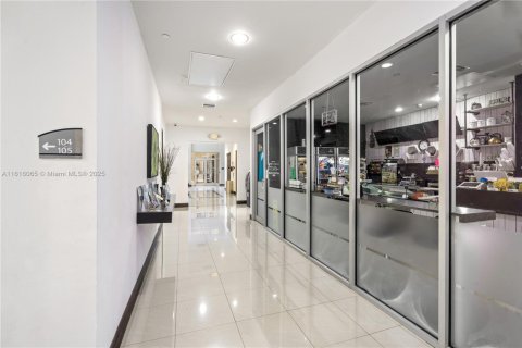 Купить коммерческую недвижимость в Хайалиа, Флорида № 2054266 - фото 13