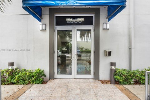 Купить коммерческую недвижимость в Хайалиа, Флорида № 2054266 - фото 17