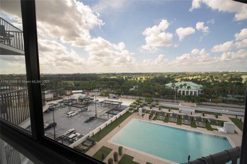 Copropriété à vendre à Doral, Floride: 1 chambre, 70.7 m2 № 1970777 - photo 13