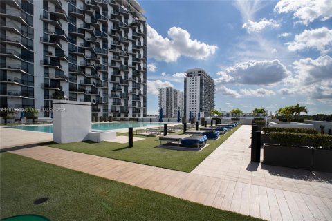 Copropriété à vendre à Doral, Floride: 1 chambre, 70.7 m2 № 1970777 - photo 17