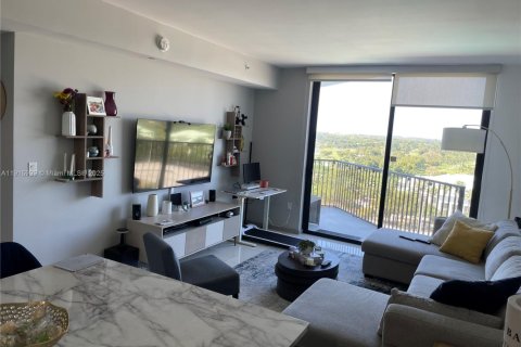 Купить кондоминиум в Дорал, Флорида 1 спальня, 70.7м2, № 1970777 - фото 8