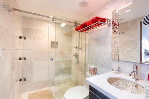 Купить кондоминиум в Майами-Бич, Флорида 2 спальни, 192.31м2, № 1958373 - фото 27