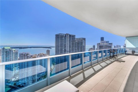 Condominio en alquiler en Miami, Florida, 2 dormitorios, 138.61 m2 № 1973505 - foto 20
