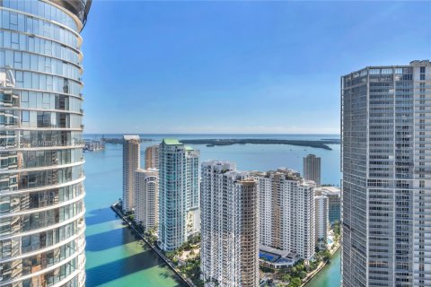 Condominio en alquiler en Miami, Florida, 2 dormitorios, 138.61 m2 № 1973505 - foto 27
