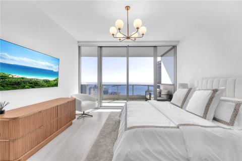 Condominio en alquiler en Miami, Florida, 2 dormitorios, 138.61 m2 № 1973505 - foto 14