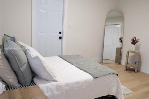 House in Pompano Beach, Florida 3 bedrooms, 120.03 sq.m. № 2048919 - photo 26