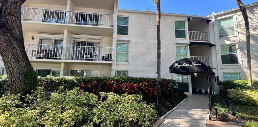 Condo à Tampa, Floride, 2 chambres № 2418552