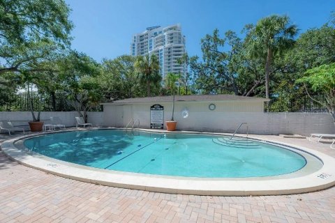 Copropriété à vendre à Tampa, Floride: 2 chambres, 86.96 m2 № 2418552 - photo 21