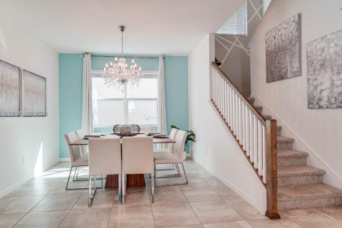 Купить виллу или дом в Киссимми, Флорида 7 спален, 388.05м2, № 2030351 - фото 13