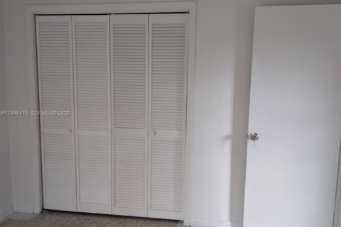 Apartment in Miami, Florida 2 bedrooms, 427.54 sq.m. № 2002759 - photo 7