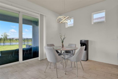 House in Orlando, Florida 5 bedrooms, 286.05 sq.m. № 1821043 - photo 22