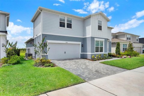 House in Orlando, Florida 5 bedrooms, 286.05 sq.m. № 1821043 - photo 3