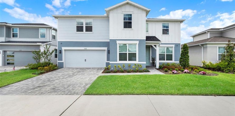 House in Orlando, Florida 5 bedrooms, 286.05 sq.m. № 1821043