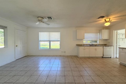 House in Palm Beach Gardens, Florida 3 bedrooms, 98.1 sq.m. № 2260841 - photo 20