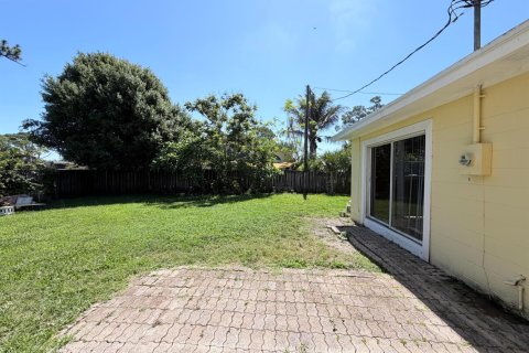 House in Palm Beach Gardens, Florida 3 bedrooms, 98.1 sq.m. № 2260841 - photo 30