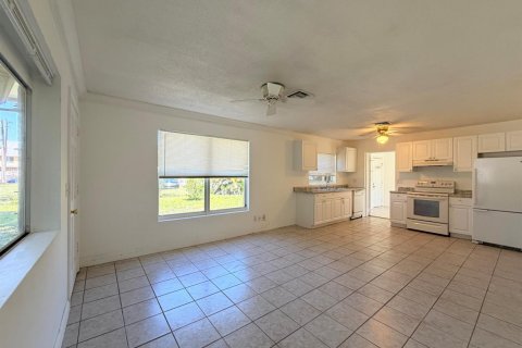 House in Palm Beach Gardens, Florida 3 bedrooms, 98.1 sq.m. № 2260841 - photo 19