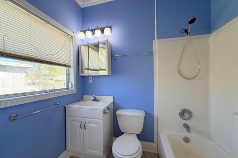 House in Palm Beach Gardens, Florida 3 bedrooms, 98.1 sq.m. № 2260841 - photo 27