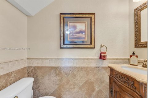 House in Medley, Florida 4 bedrooms, 170.94 sq.m. № 1953999 - photo 18