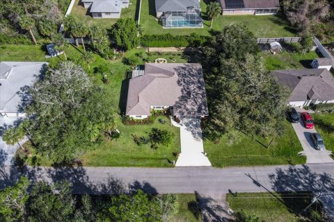 House in Palm Coast, Florida 3 bedrooms, 189.61 sq.m. № 1519368 - photo 18