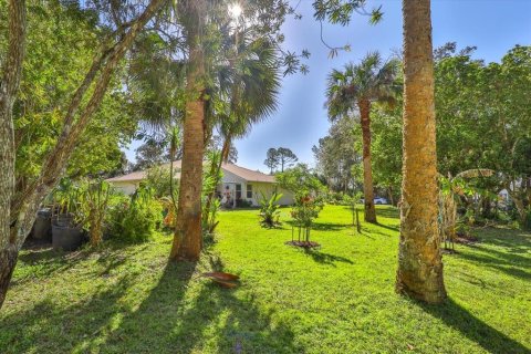 House in Palm Coast, Florida 3 bedrooms, 189.61 sq.m. № 1519368 - photo 11