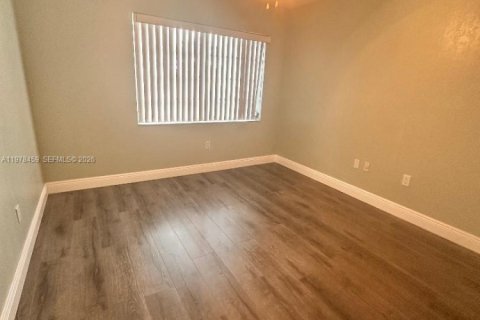 Touwnhouse à vendre à Palmetto Bay, Floride: 3 chambres, 152.17 m2 № 2079891 - photo 11