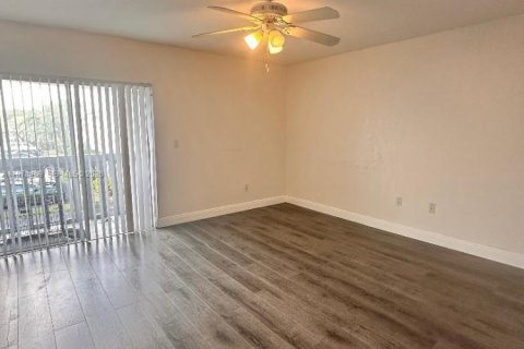 Touwnhouse à vendre à Palmetto Bay, Floride: 3 chambres, 152.17 m2 № 2079891 - photo 10
