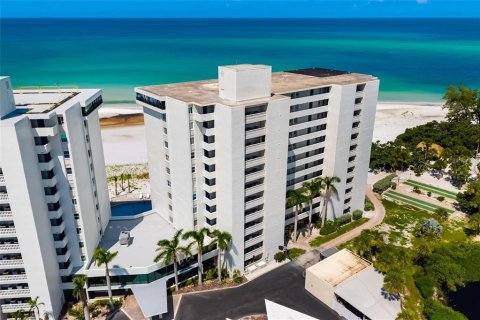 Condo in Sarasota, Florida, 2 bedrooms  № 1916078 - photo 3
