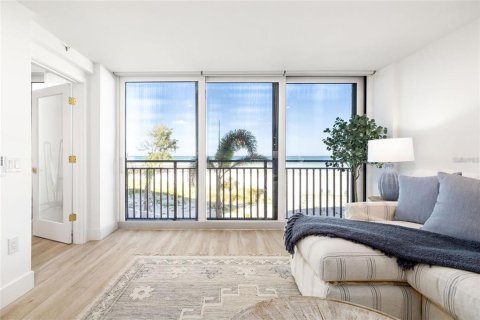 Condo in Sarasota, Florida, 2 bedrooms  № 1916078 - photo 30