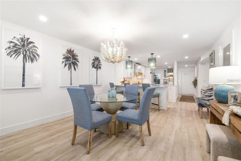 Condo in Sarasota, Florida, 2 bedrooms  № 1916078 - photo 22