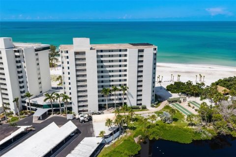 Condo in Sarasota, Florida, 2 bedrooms  № 1916078 - photo 2