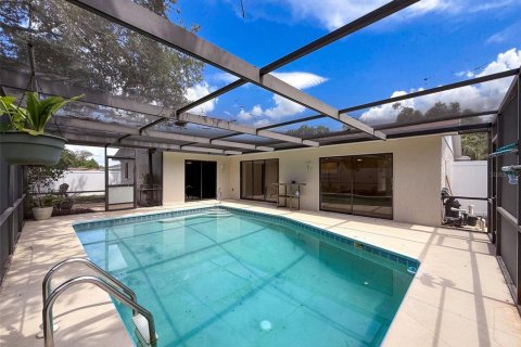 House in Tarpon Springs, Florida 3 bedrooms, 209.31 sq.m. № 1789022 - photo 2