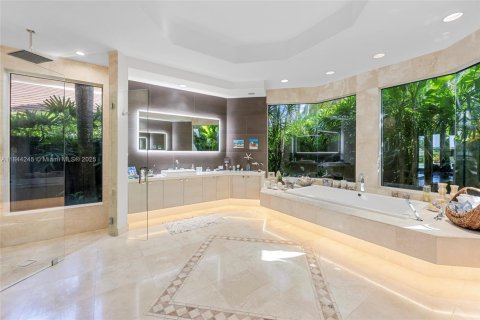 Villa ou maison à vendre à Weston, Floride: 5 chambres, 379.51 m2 № 1842390 - photo 28