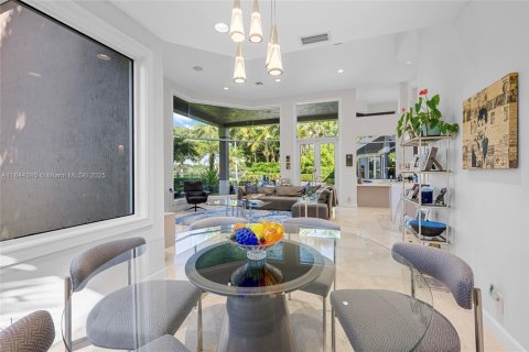 Villa ou maison à vendre à Weston, Floride: 5 chambres, 379.51 m2 № 1842390 - photo 10