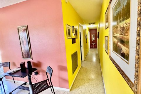 Casa en venta en Lakeland, Florida, 3 dormitorios, 172.24 m2 № 2102828 - foto 9