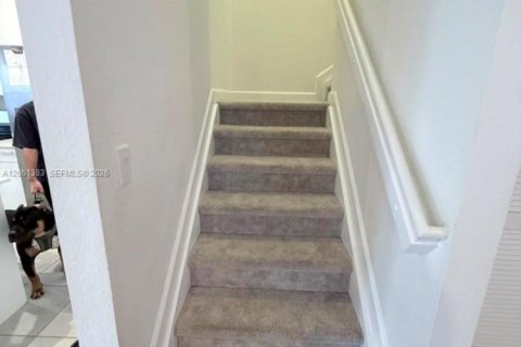 Townhouse in Miami, Florida 3 bedrooms, 168.34 sq.m. № 2271954 - photo 15