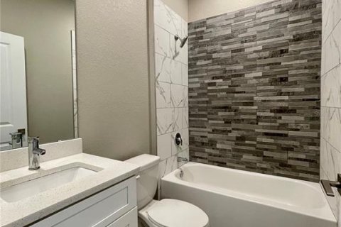 Casa en alquiler en Poinciana, Florida, 4 dormitorios, 151.06 m2 № 1893858 - foto 19