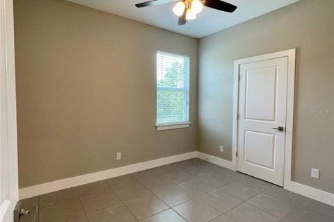 Casa en alquiler en Poinciana, Florida, 4 dormitorios, 151.06 m2 № 1893858 - foto 9