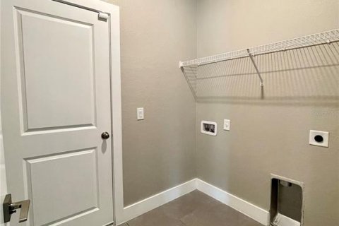 Casa en alquiler en Poinciana, Florida, 4 dormitorios, 151.06 m2 № 1893858 - foto 20