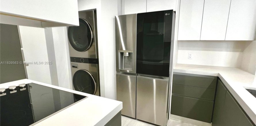 Appartement à Miami, Floride 2 chambres, 117.71 m2 № 1828240