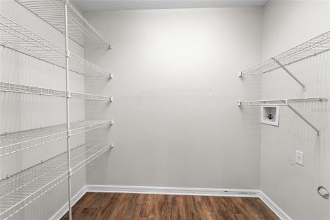Townhouse in Tampa, Florida 3 bedrooms, 134.89 sq.m. № 2142830 - photo 18