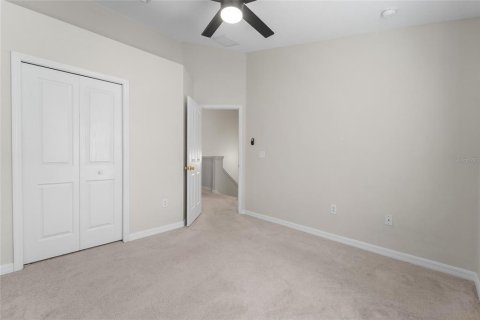 Townhouse in Tampa, Florida 3 bedrooms, 134.89 sq.m. № 2142830 - photo 28